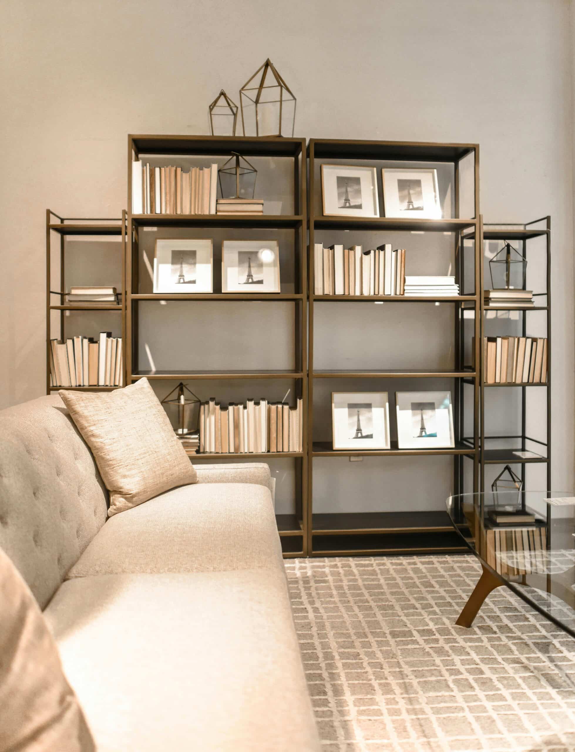 Hans J. Wegner stole – Tidløst dansk design hos Carl Hansen & Søn